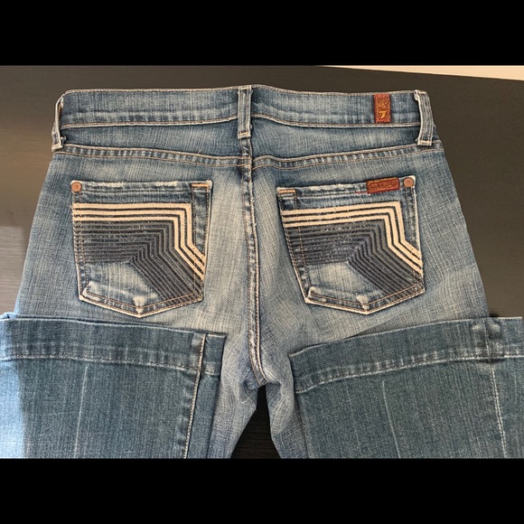 7 For All Mankind - Picture 1 of 8